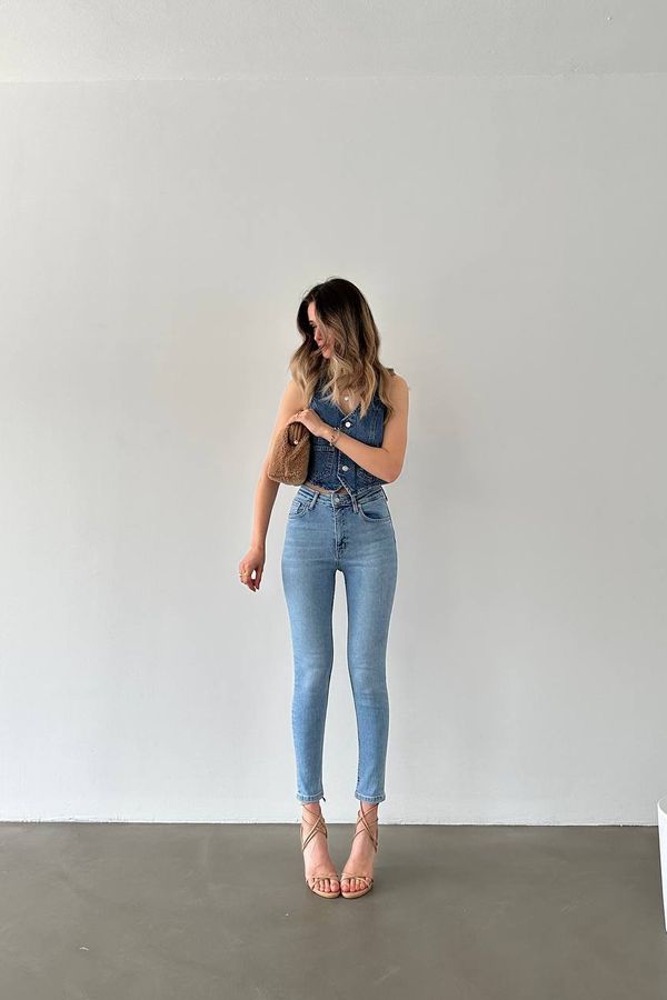 High Waist Skinny Jeans 3