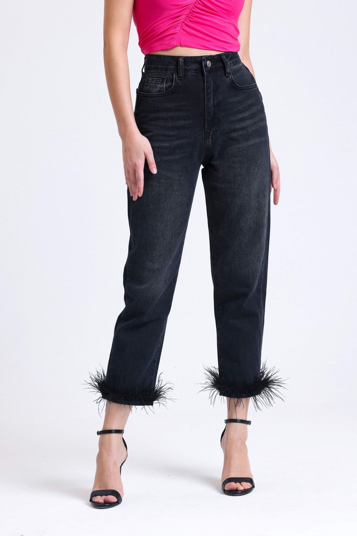 High Waist Mom-fit Jeans with a Fur Hem