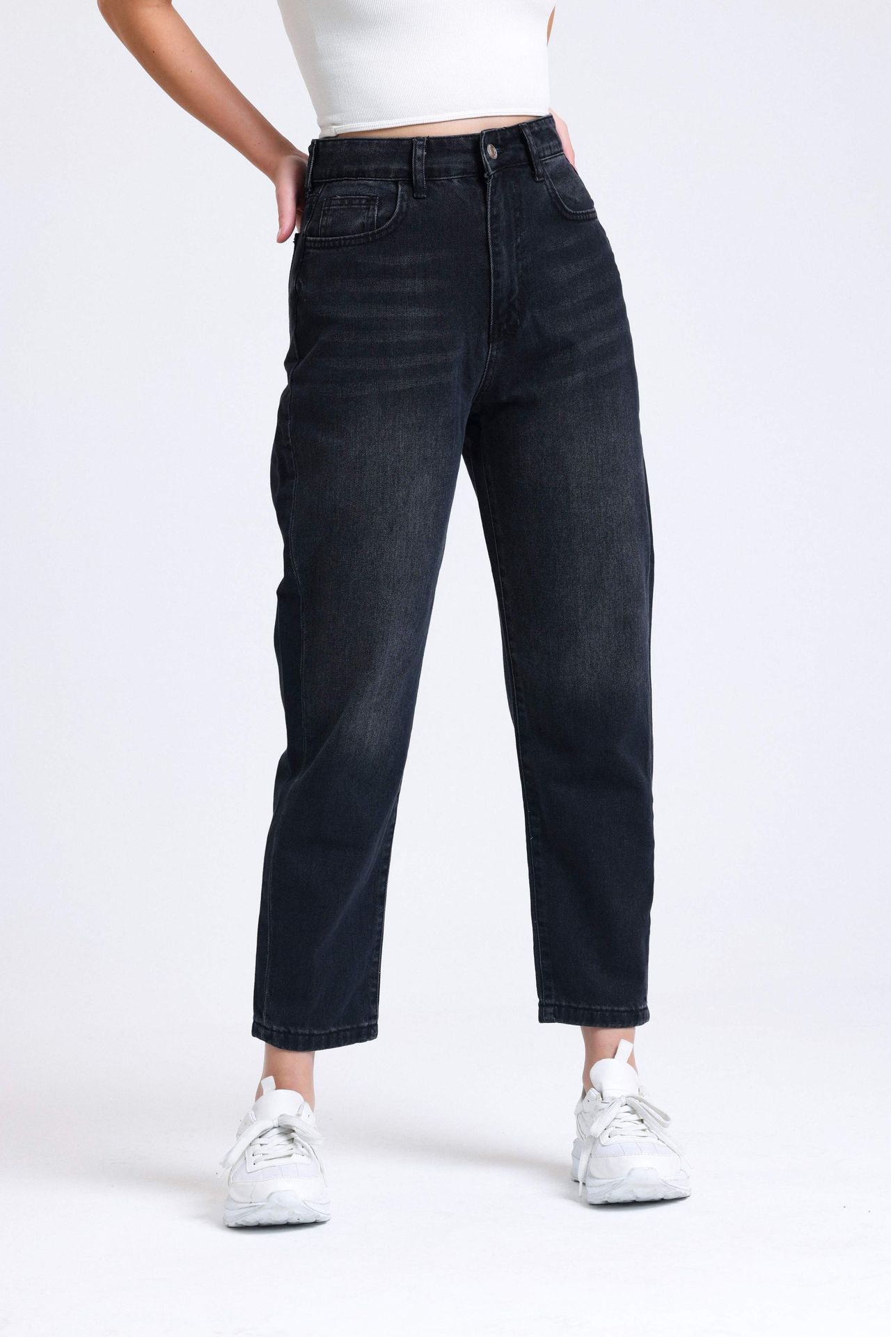 High Waist Mom-fit Jeans