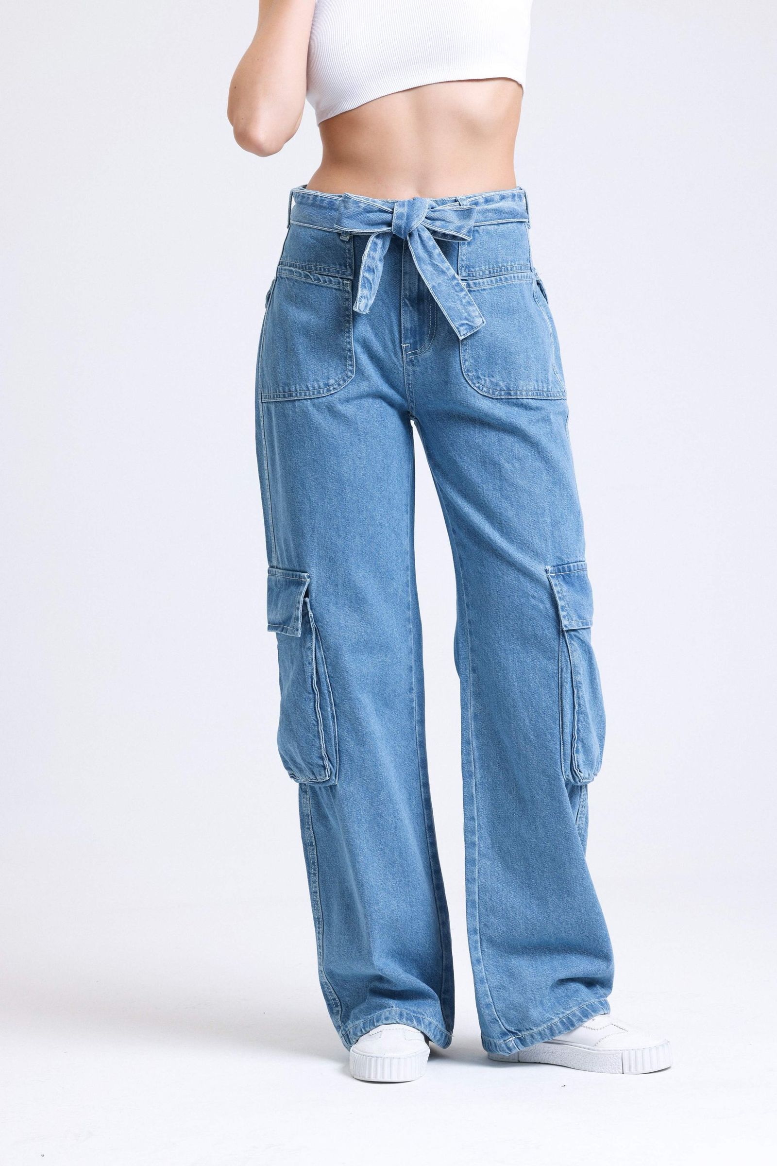 Wide Leg Jeans with a Ribbon Belt