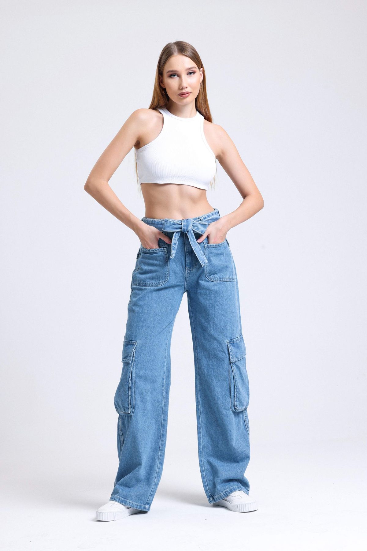 Wide Leg Jeans with a Ribbon Belt