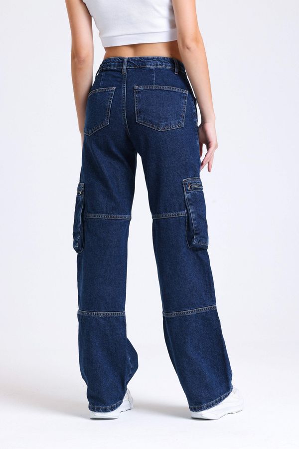 High Waist Pocket Cargo Jeans 3