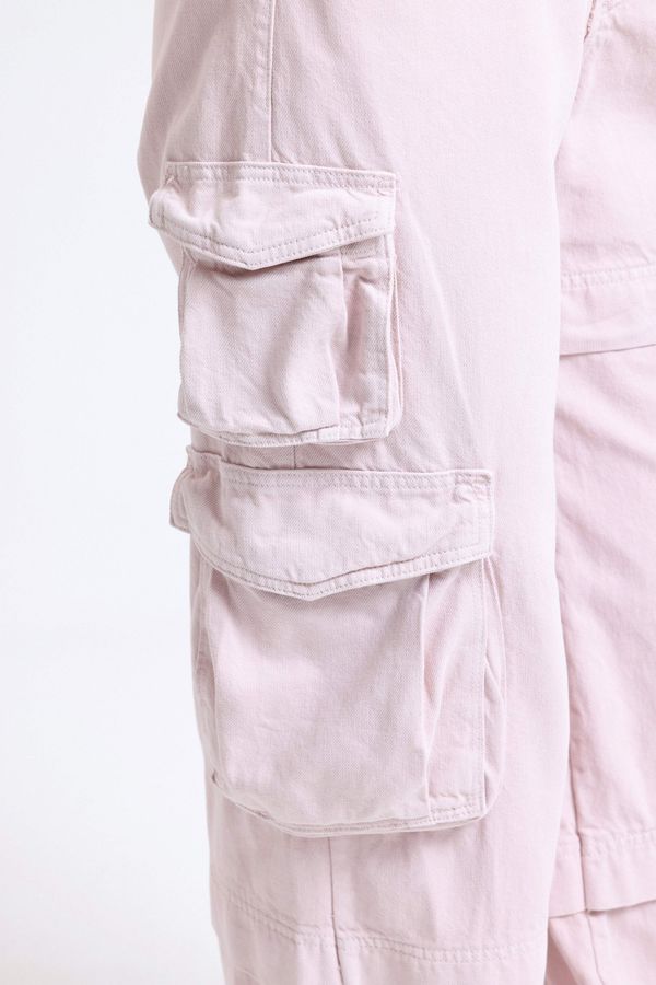High Waist Pocket Cargo Trousers 8
