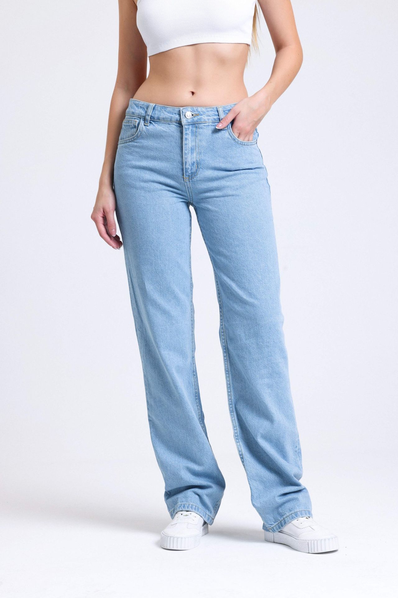 Mid Rise Wide Leg Jeans