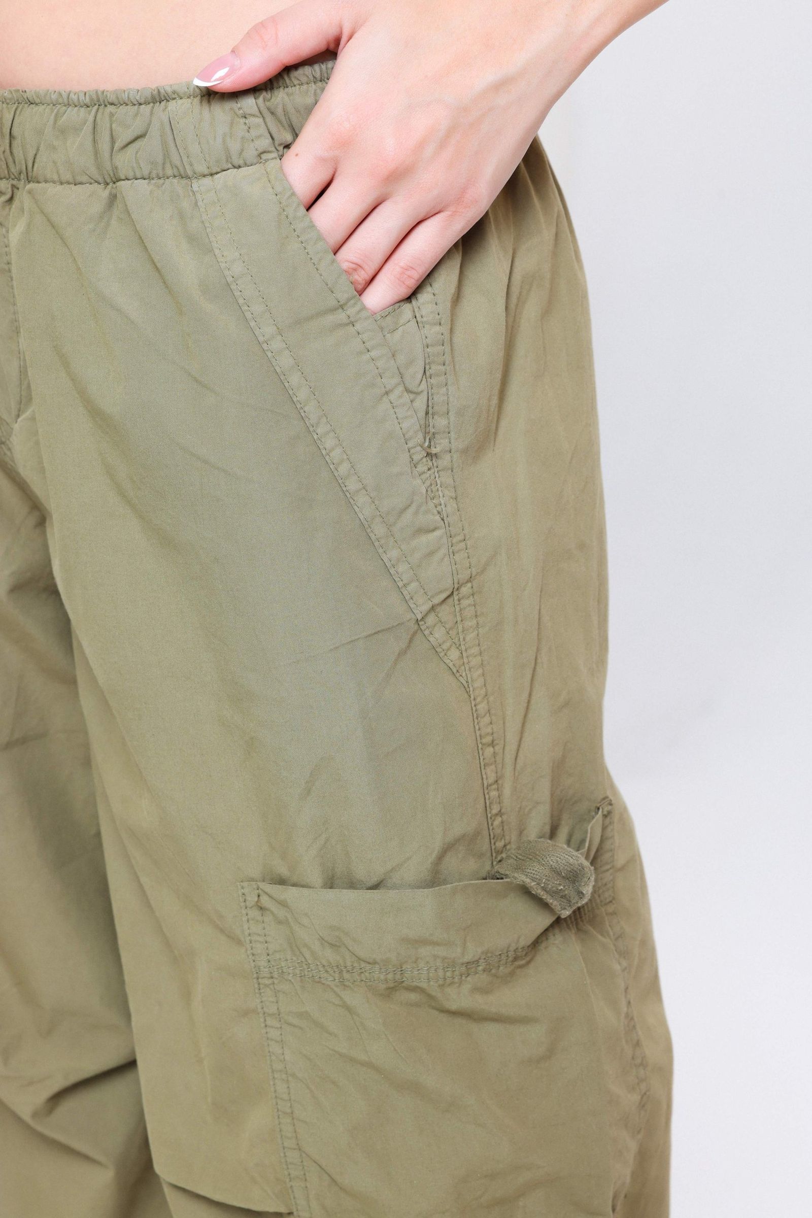 Mid Rise Drawstring Parachute Trousers