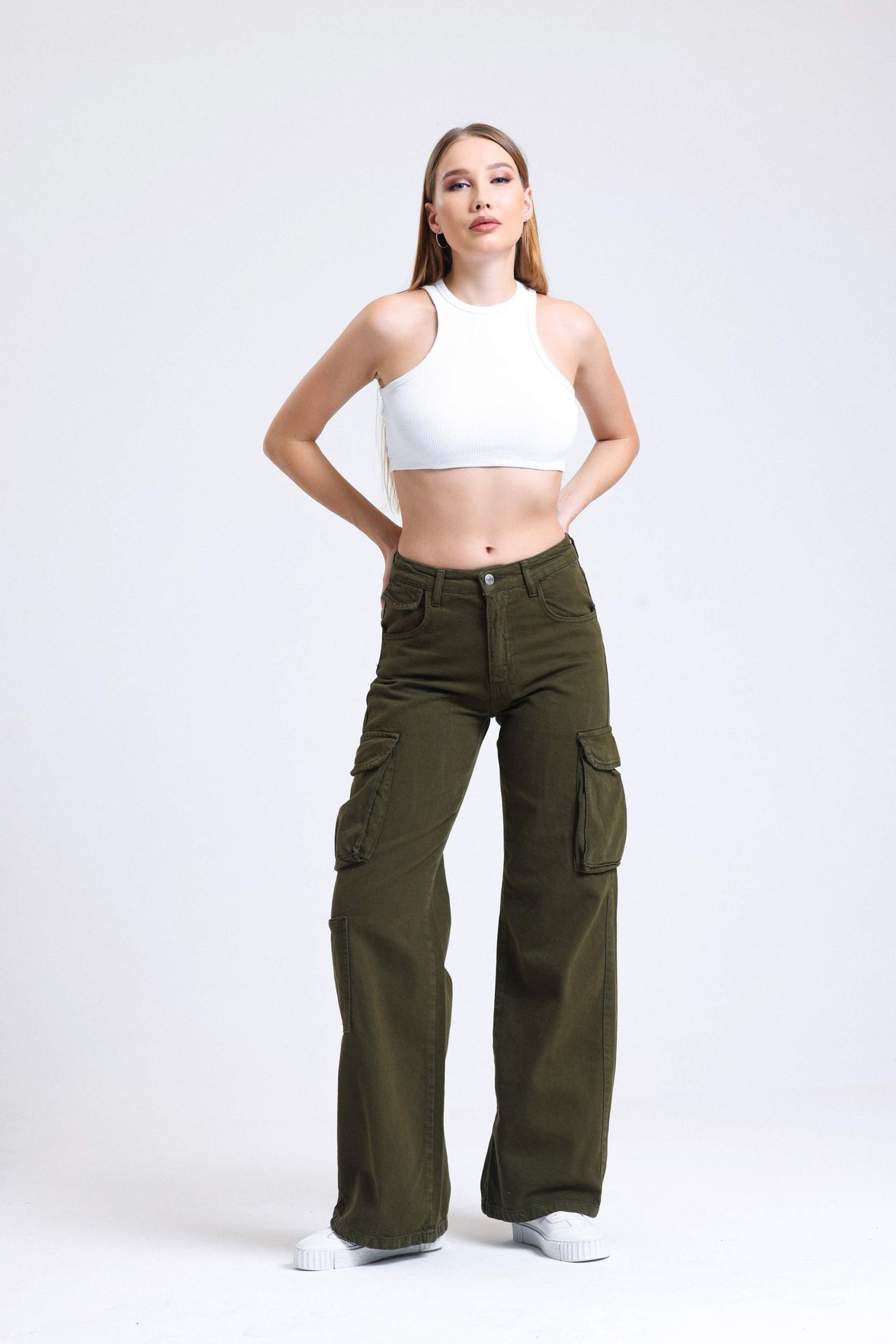 Mid Rise Pocket Cargo Jeans