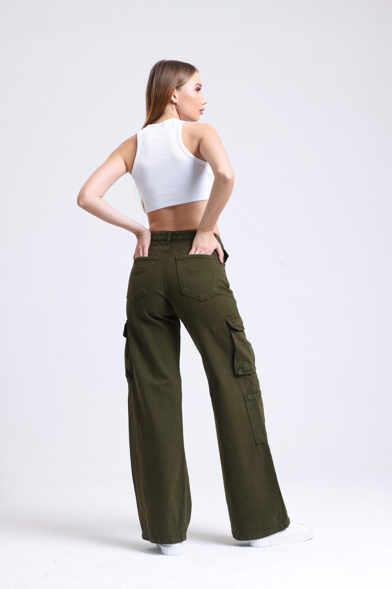 Mid Rise Pocket Cargo Jeans