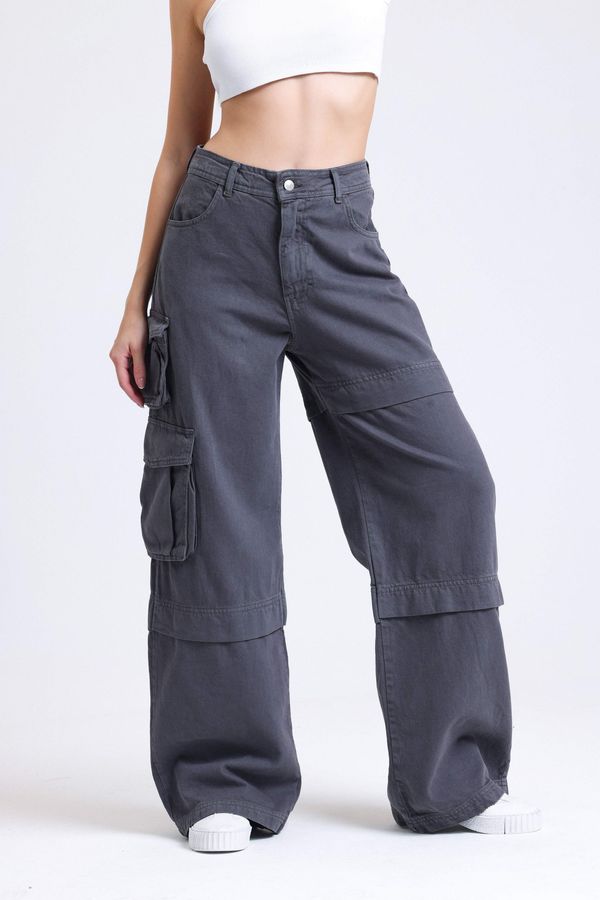 High Waist Pocket Cargo Trousers 1