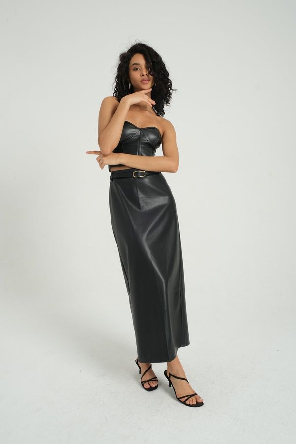 Faux Leather Mid Rise Maxi Skirt with a Belt 2