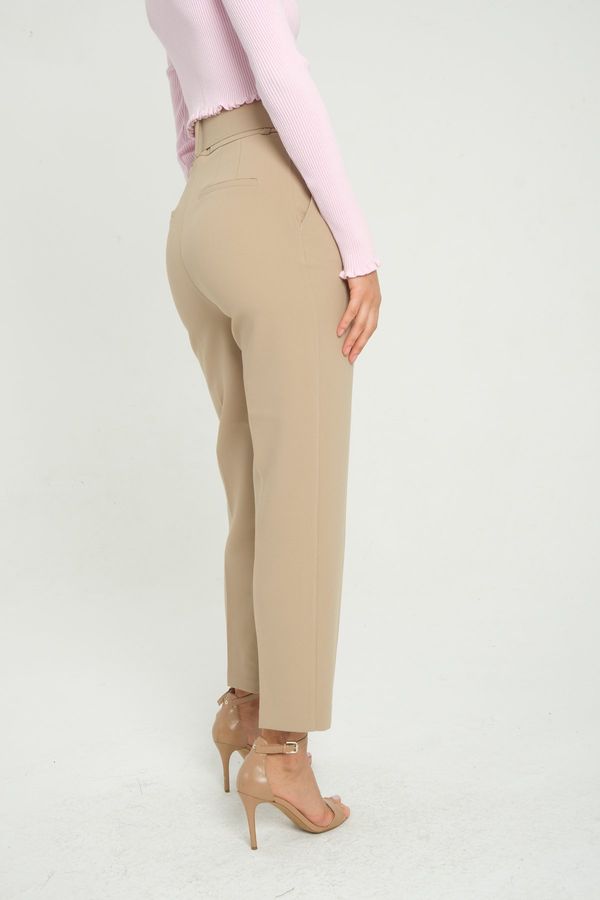 High Waist Tapered Trousers with a Belt Detail 3