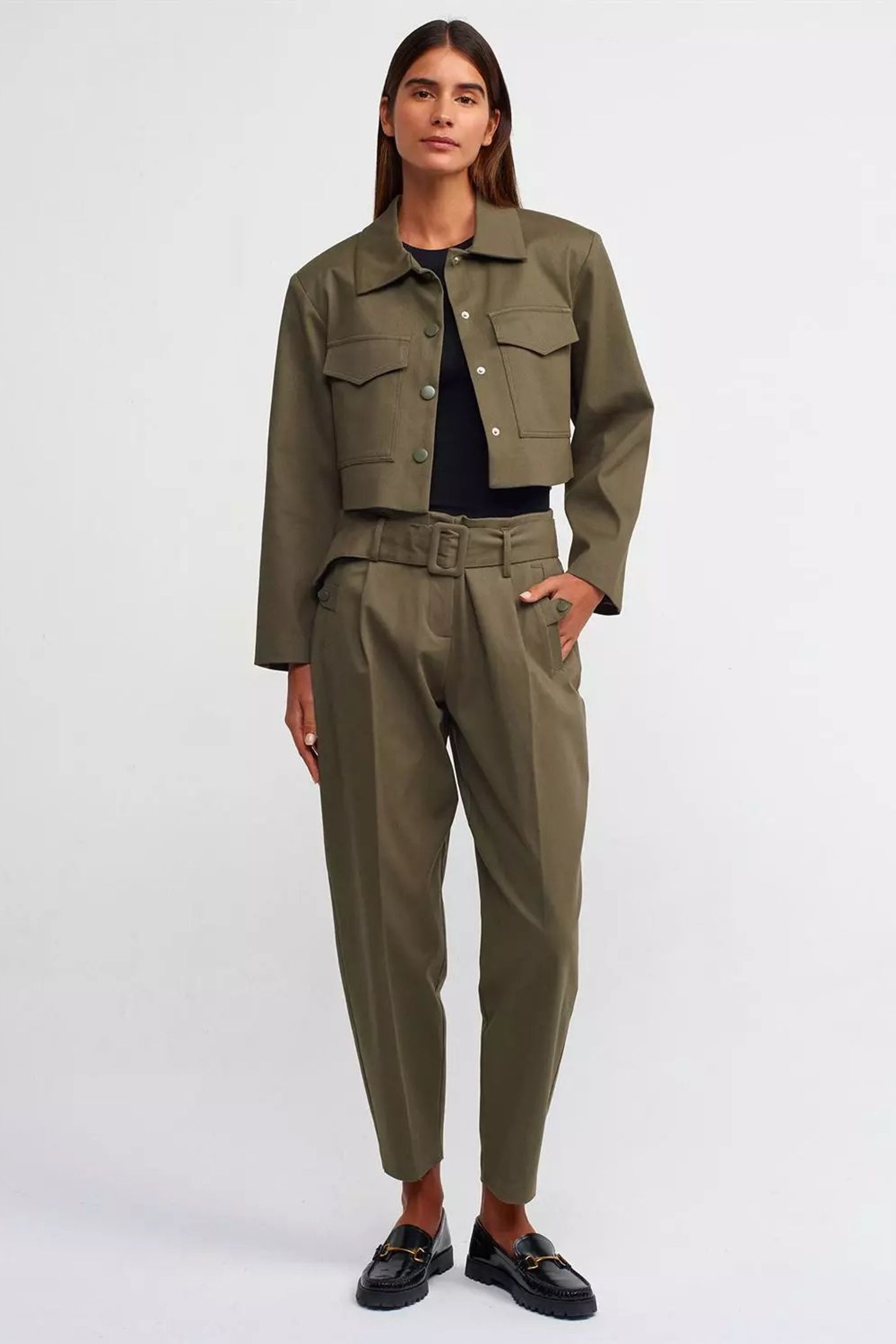 Mid Rise Paperbag Trousers with a Belt