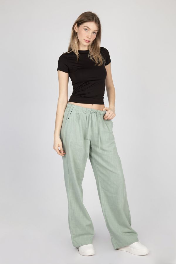 Linen Low Rise Drawstring Trousers 4