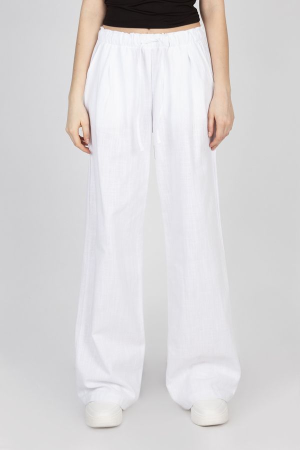 Linen Low Rise Drawstring Trousers 1