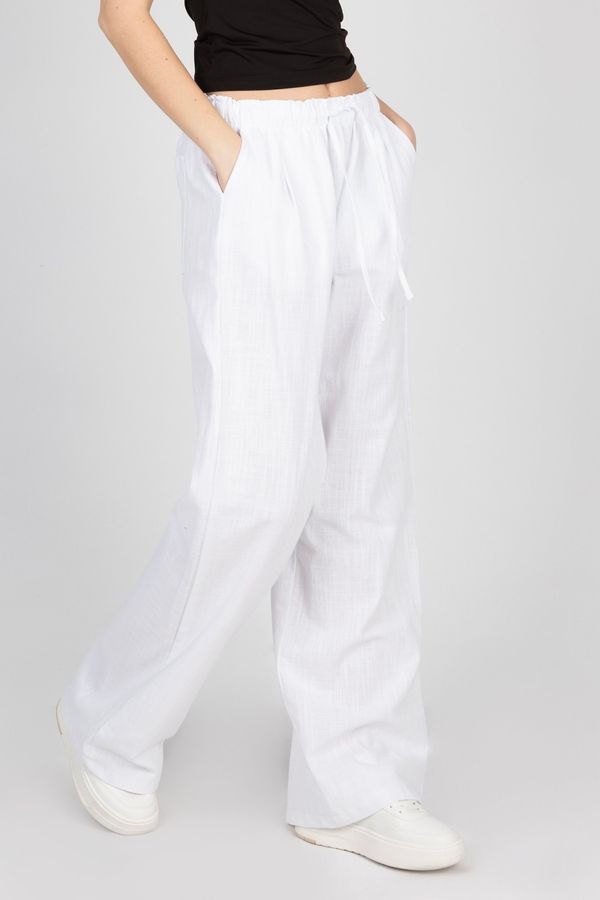 Linen Low Rise Drawstring Trousers 3