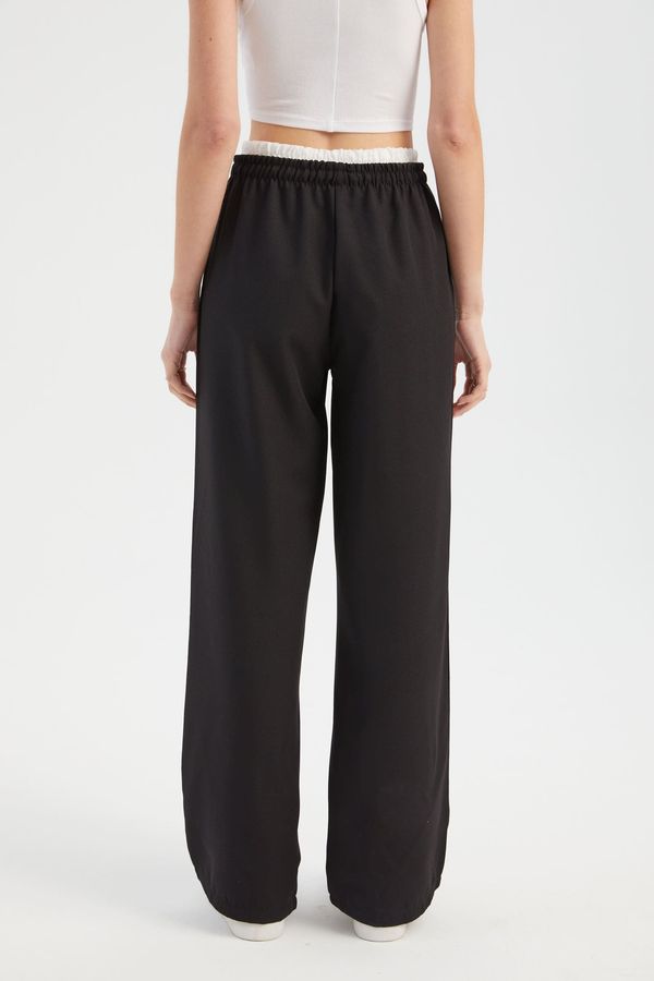 Mid-Waist Wide-Leg Drawstring Trousers 5