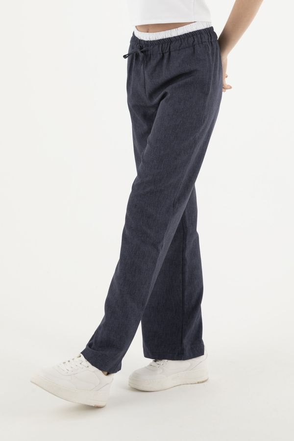 Mid-Waist Wide-Leg Drawstring Trousers 4