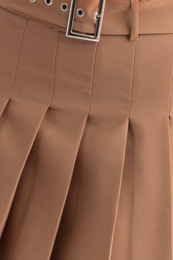 High Waist Skirt with a Belt 5