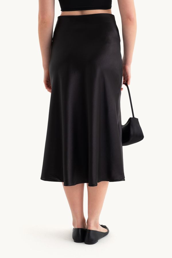 Satin High Waist Midi Skirt 4