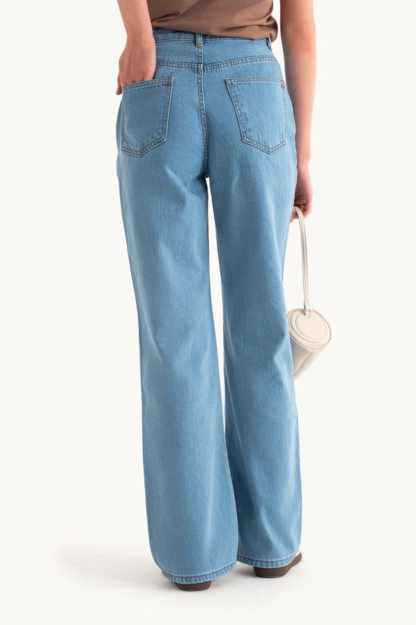 Yüksek Bel Düz Paça Jean 3