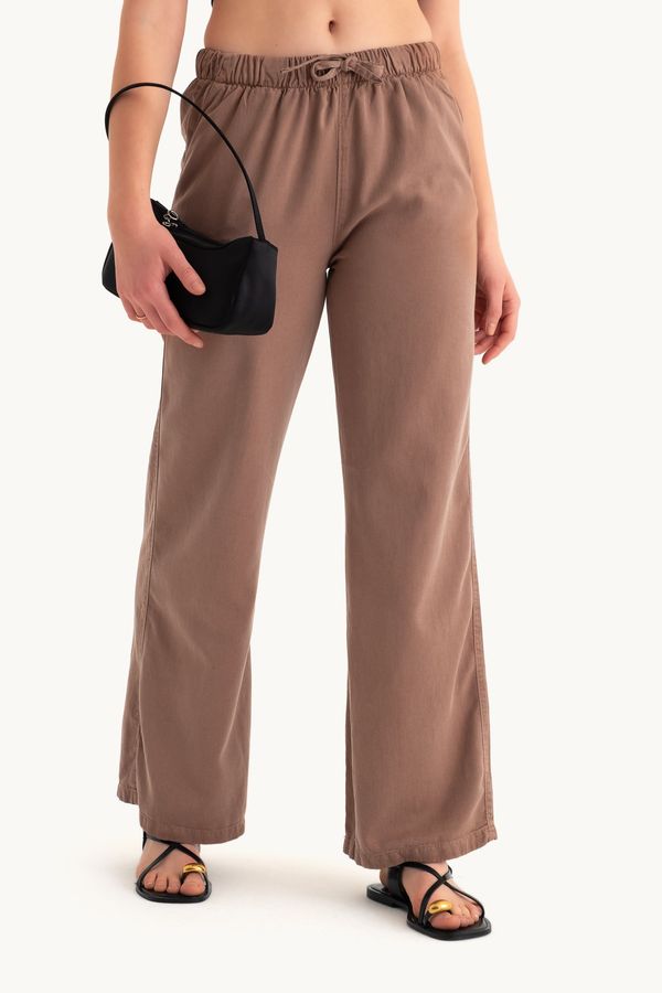 High Waist Drawstring Straight Leg Trousers 3