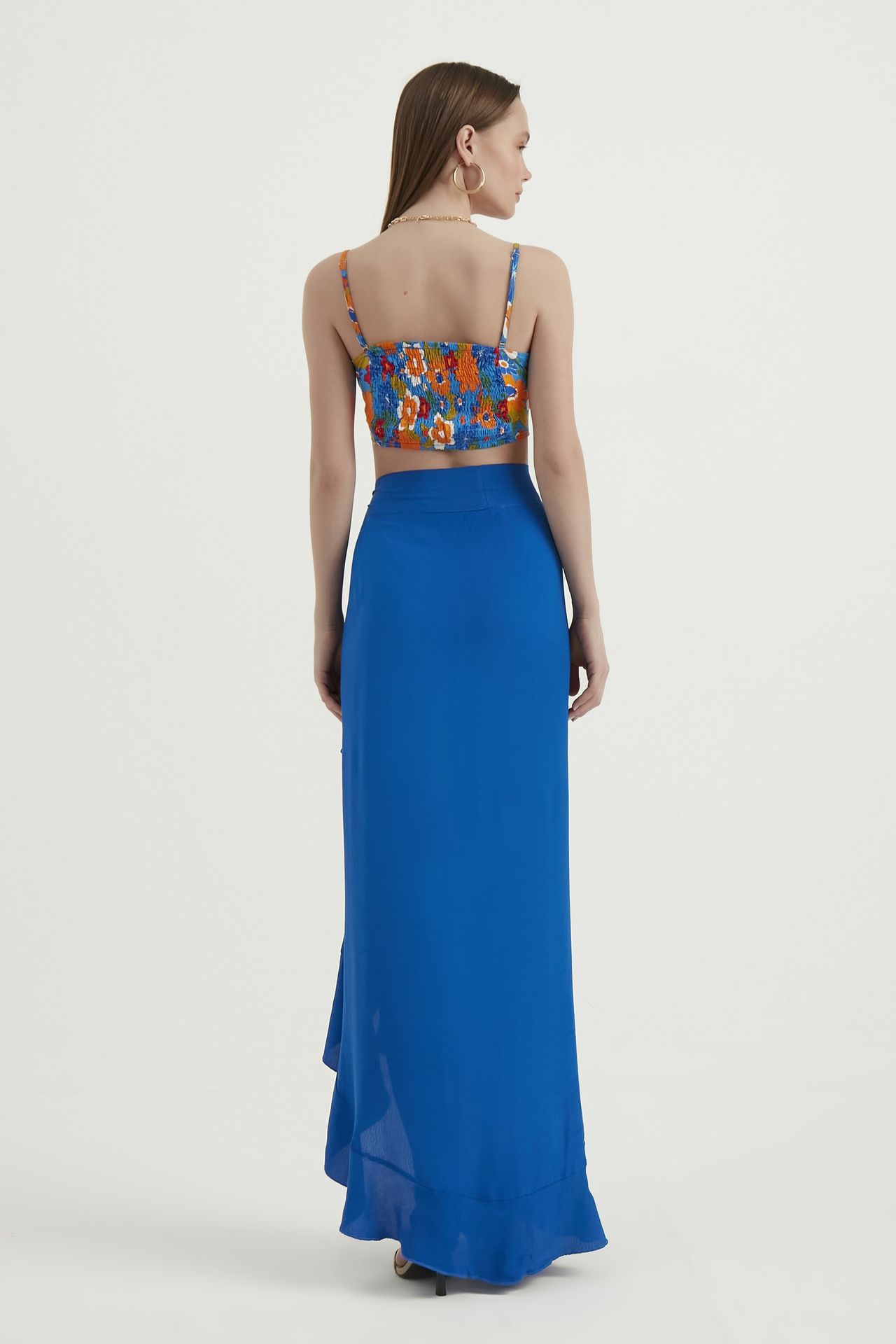 Mid Rise Maxi Skirt with a Belt Detail