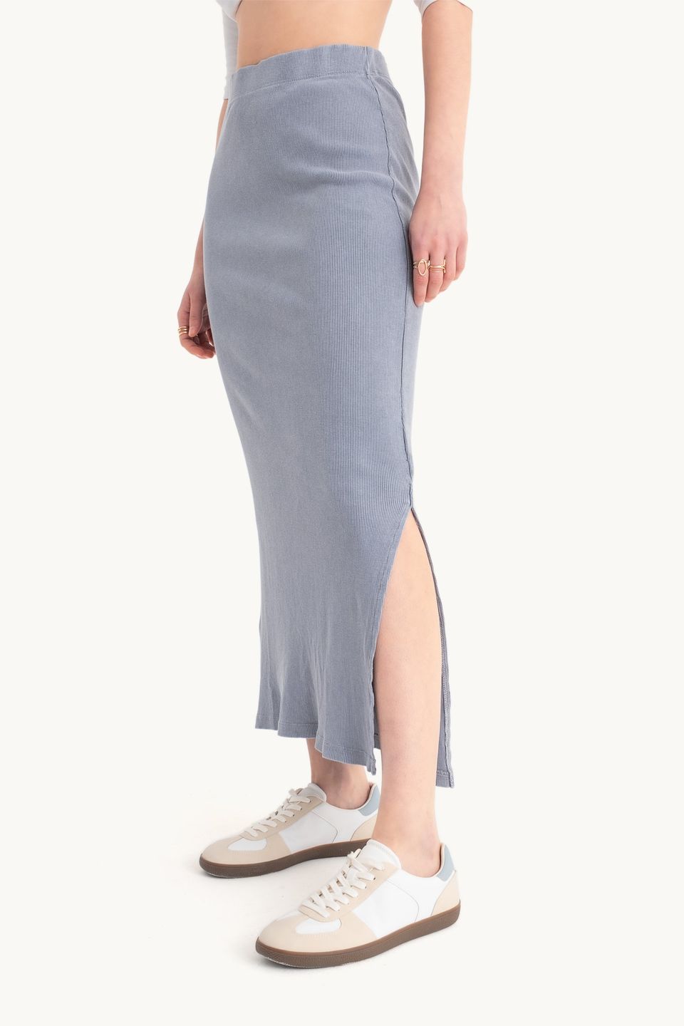 Mid Rise Elastic Waist Basic Midi Skirt