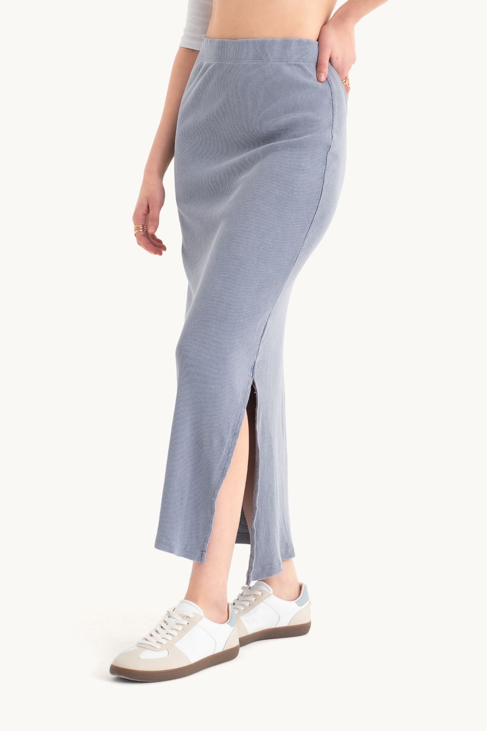 Mid Rise Elastic Waist Basic Midi Skirt