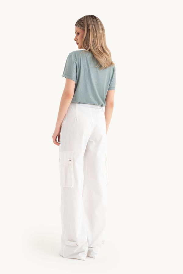 High Waist Pleated Cargo Trousers with a Pocket detail 5