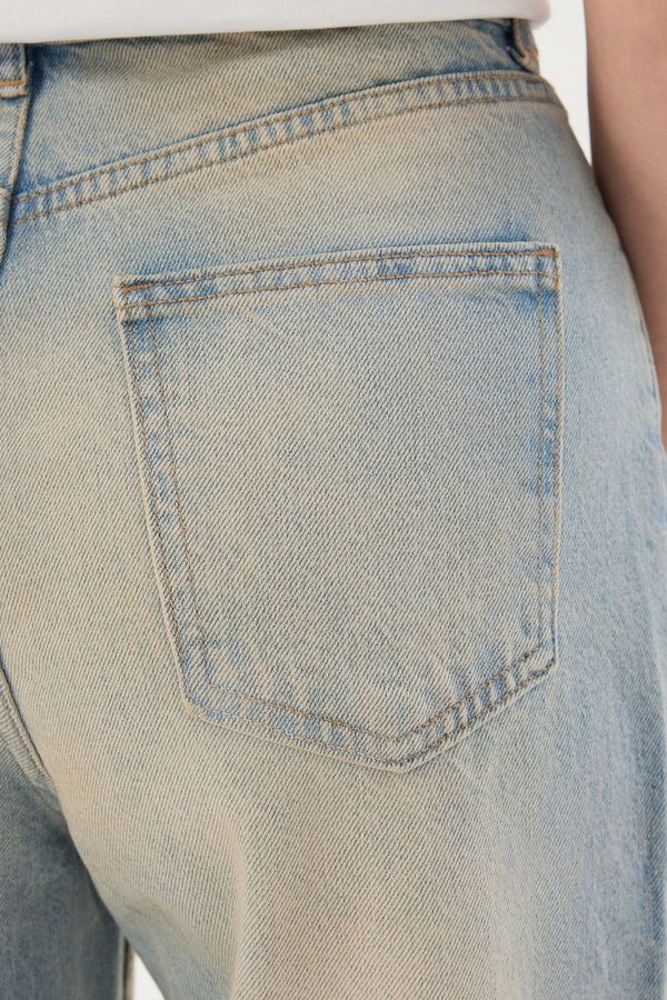 Beyazlamış Yüksek Bel Retro Düz Bacaklı Jeans 5