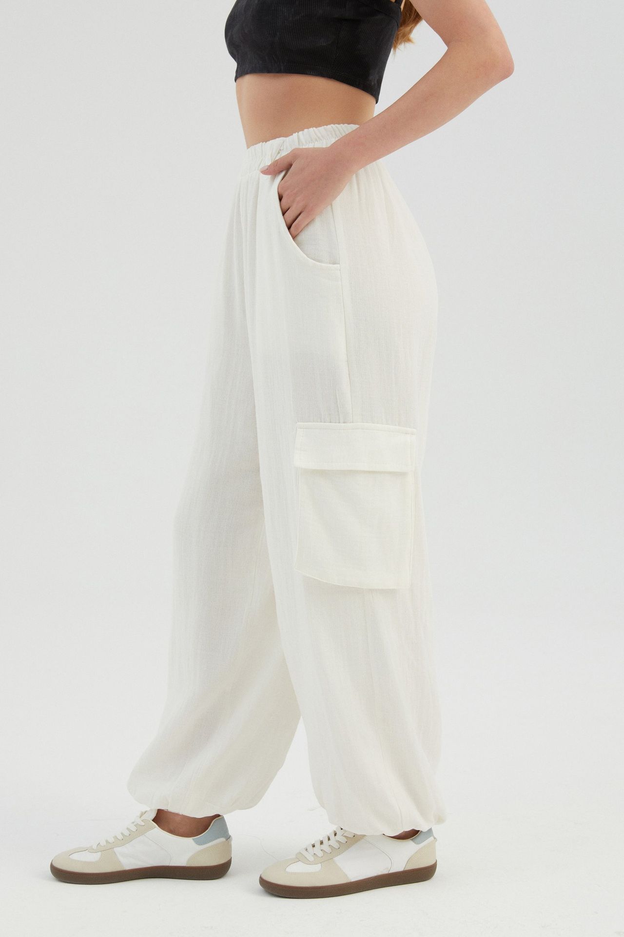High Waist Elastic Waist Pocket Relaxed fit Pants