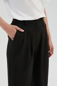 black-image-4