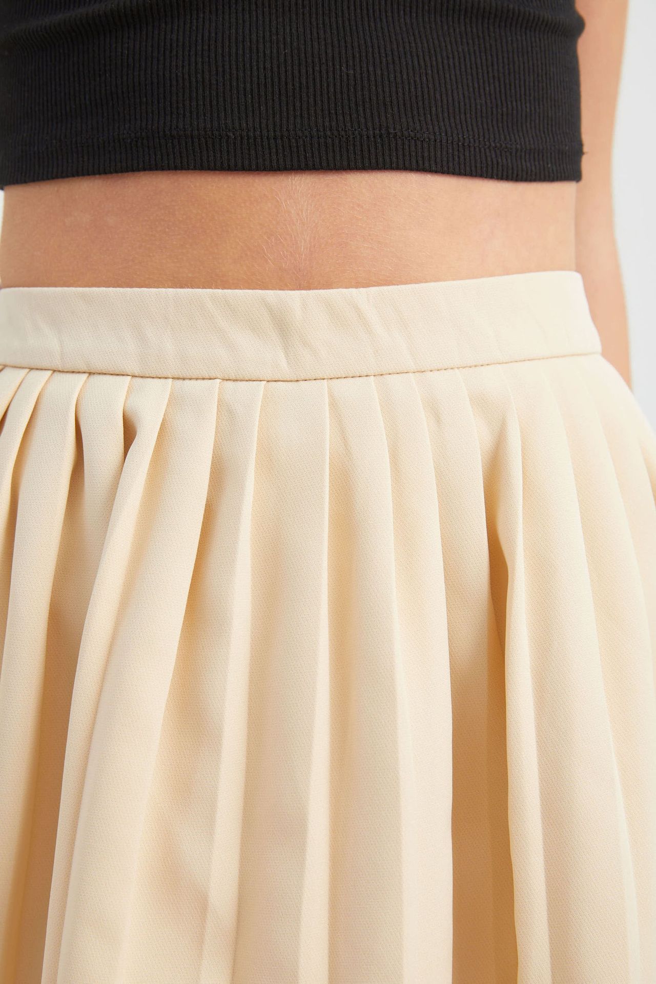 High Waist Pleated Mini Skirt