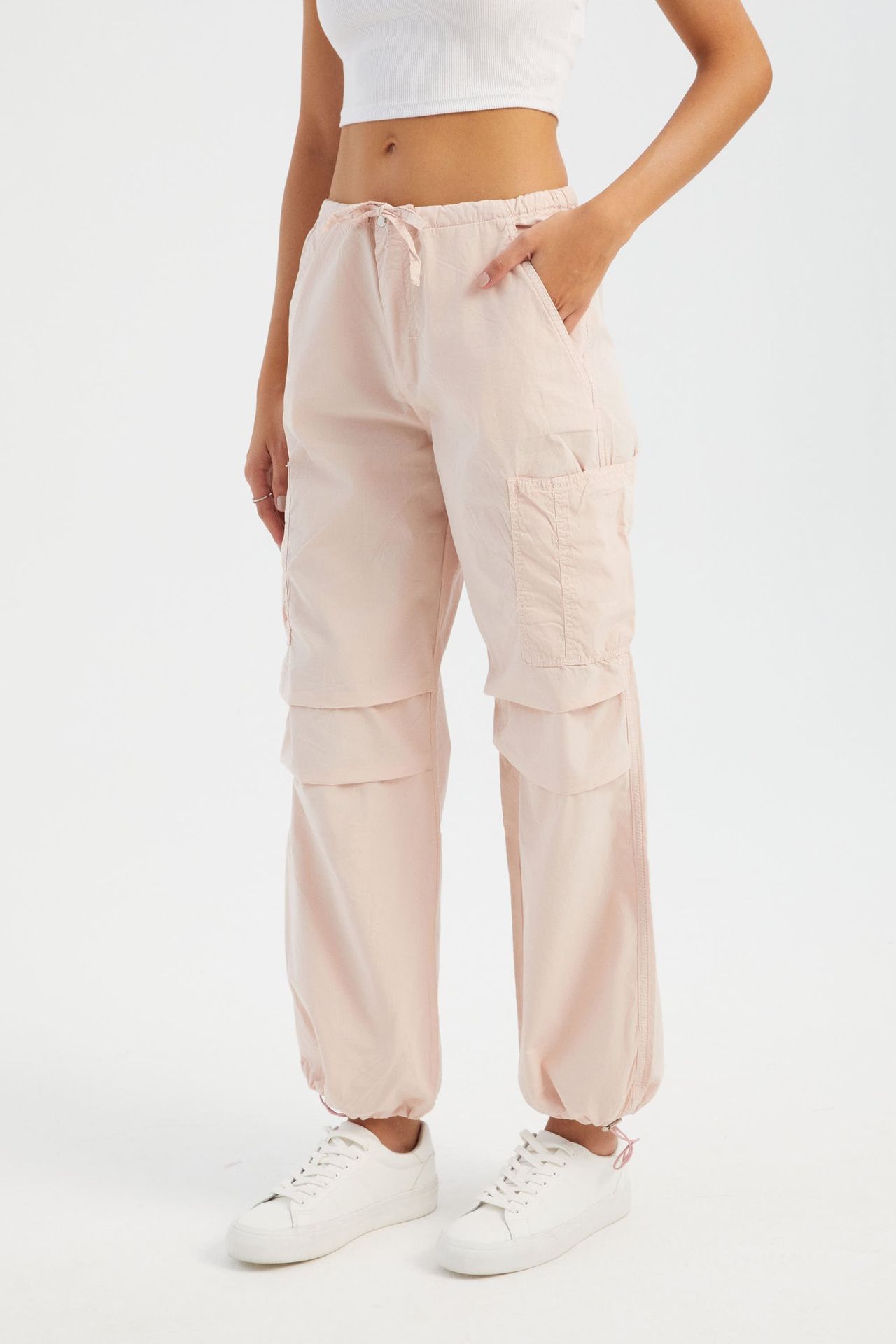 Mid Rise Drawstring Cargo Trousers