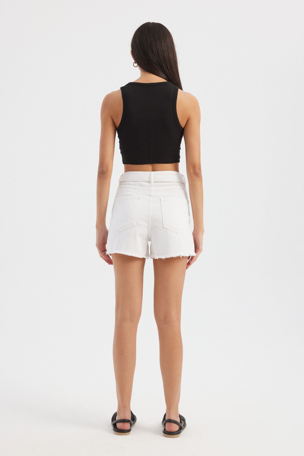 Mid Rise Shorts with a Belt Detail