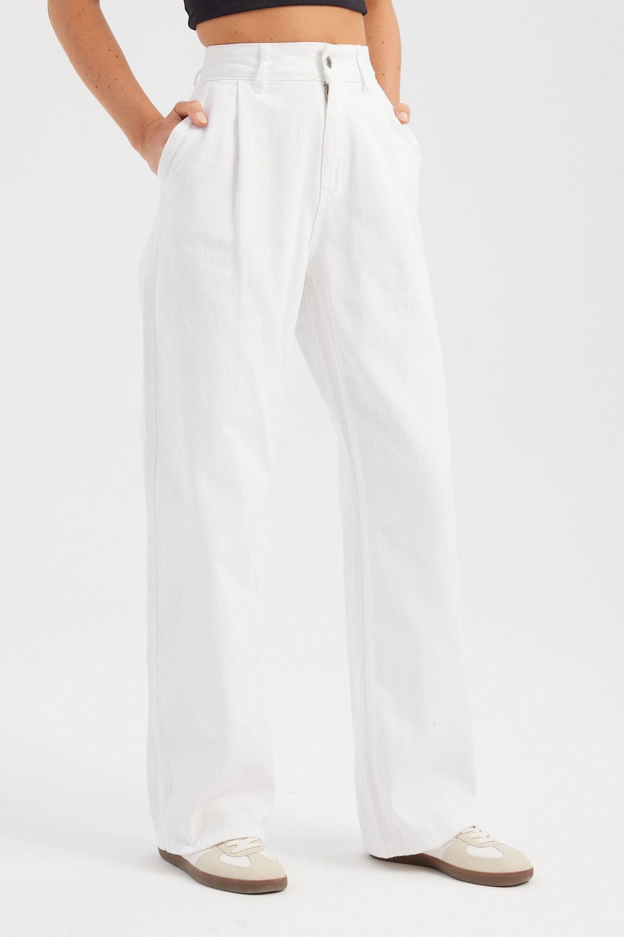 High Waist Pleated Wide Leg Jeans
