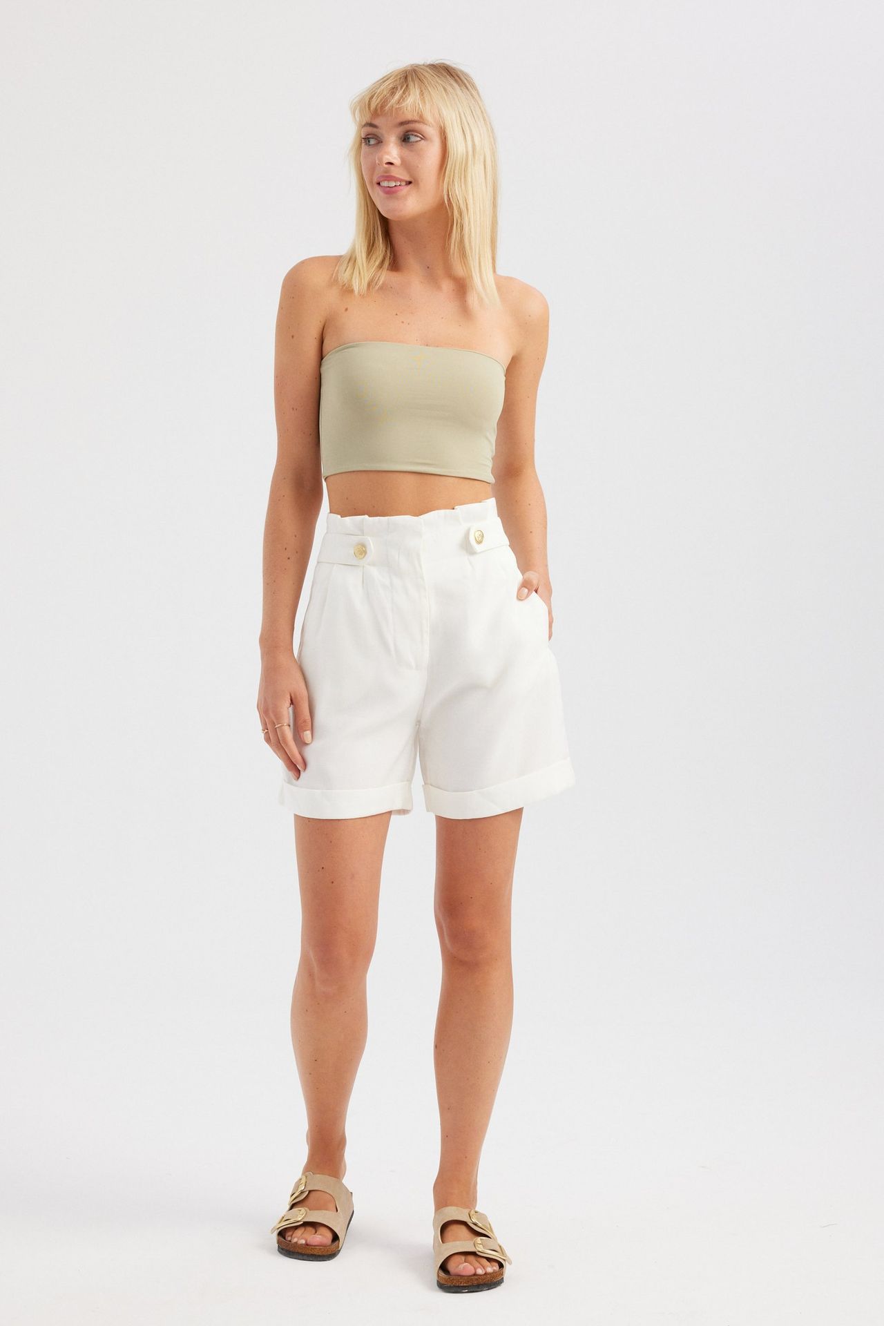 Woven High Waist Buttoned Shorts