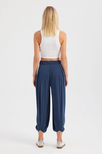 darkblue-image-4