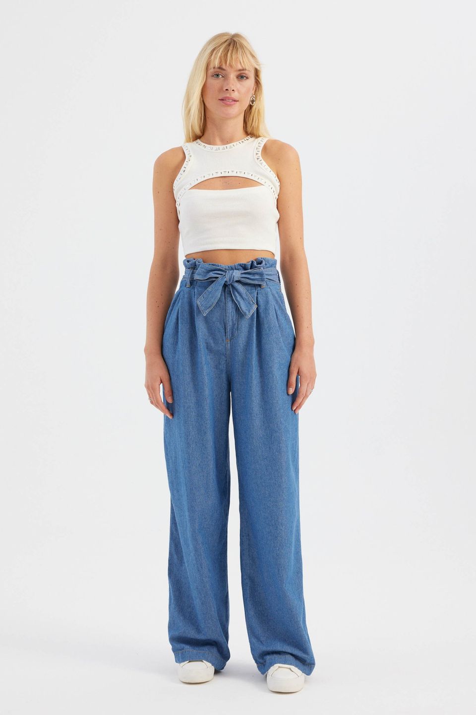 High Waist Wide Leg Jeans with a Ribbon Belt