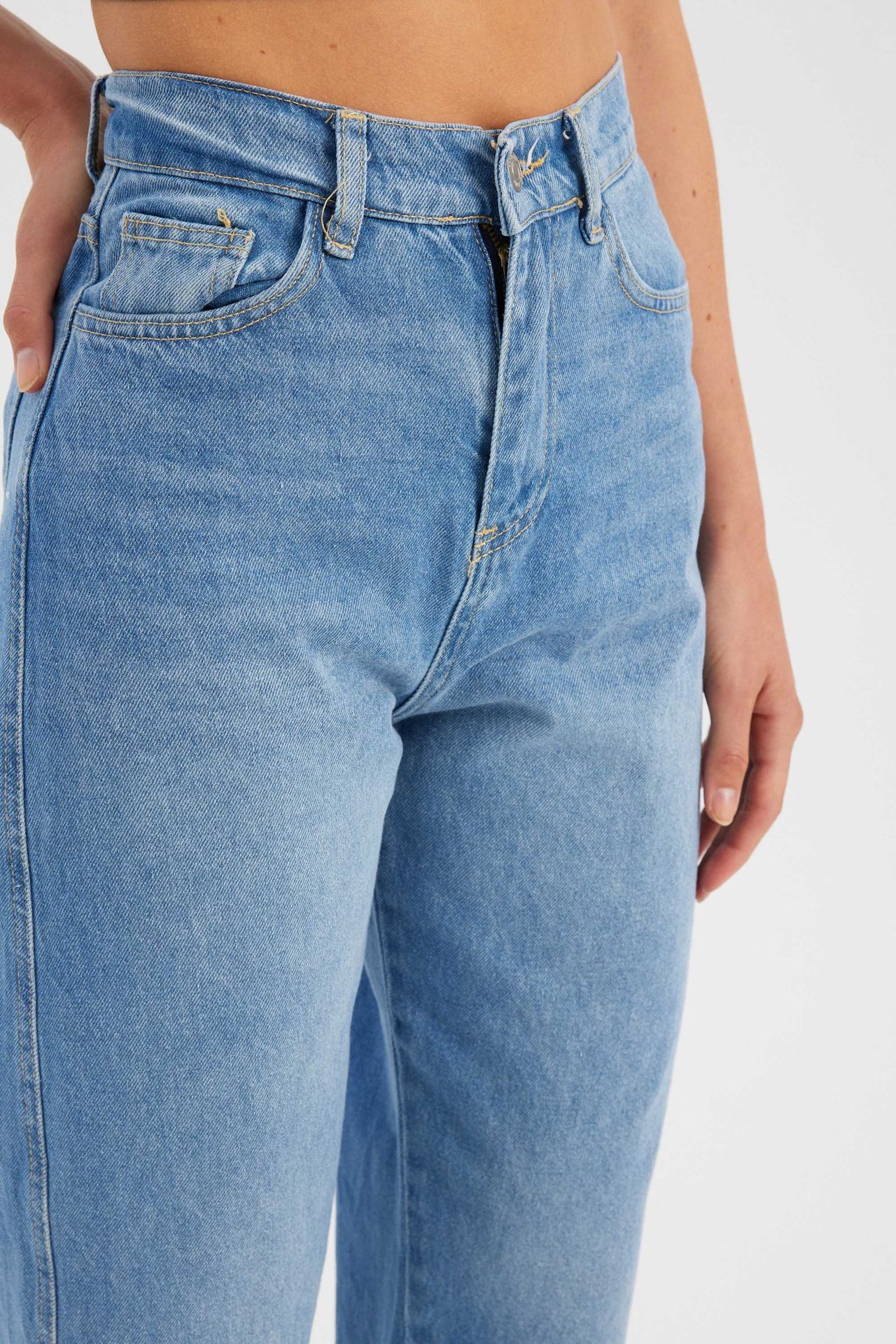 High Waist Boyfriend Jeans