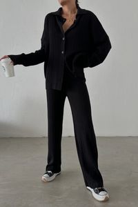 black-image-4
