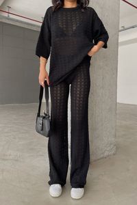 black-image-0