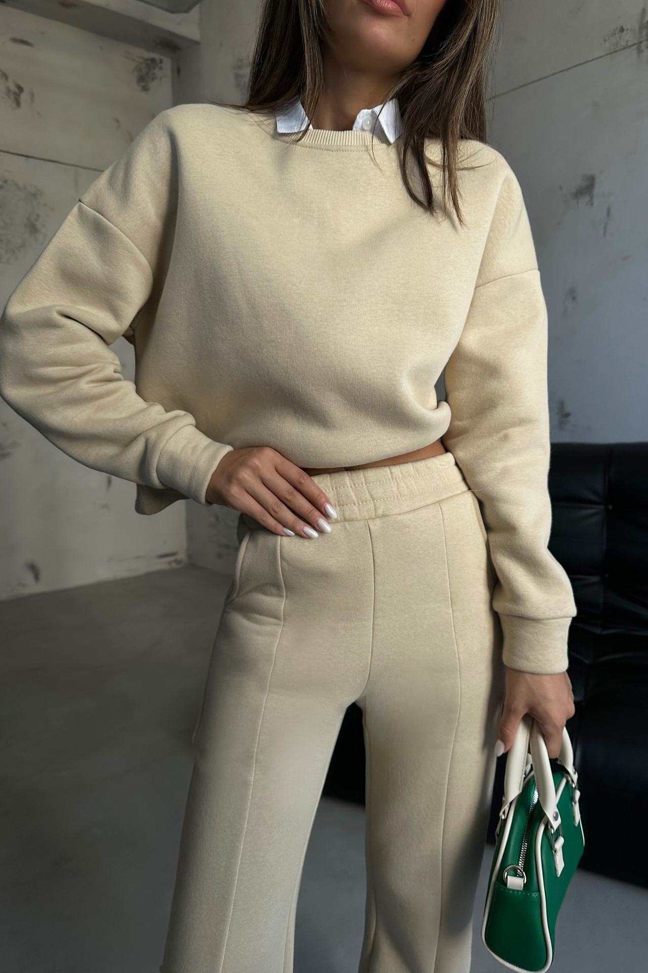 2 Pieces: Round Neck Basic Sweatshirt & High Waist Slit Sweatpant