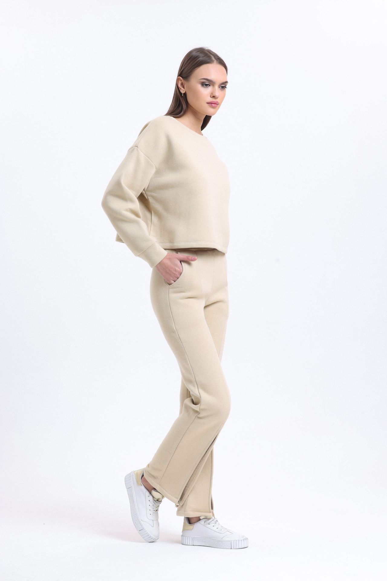 2 Pieces: Round Neck Basic Sweatshirt & High Waist Slit Sweatpant