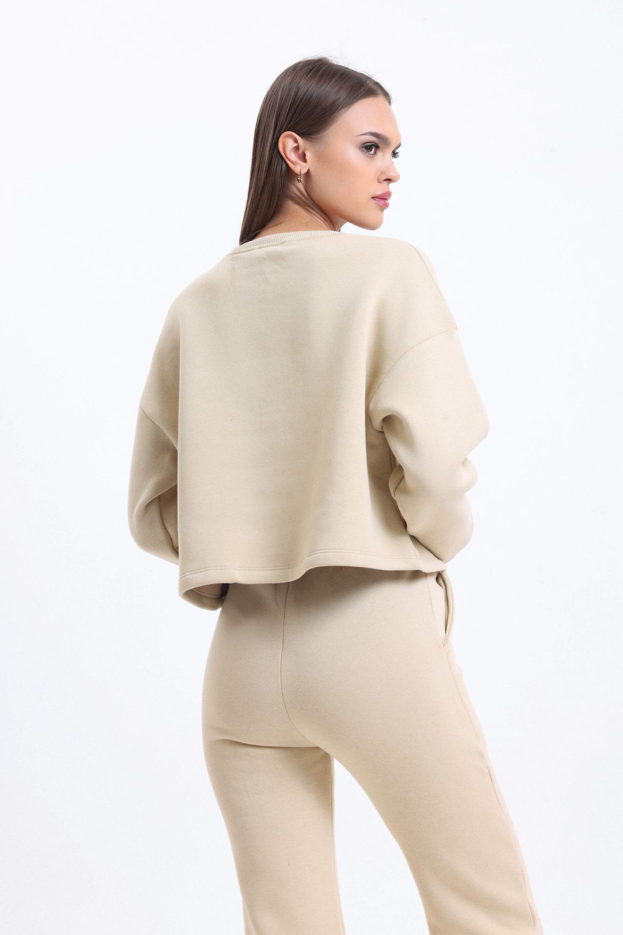 2 Pieces: Round Neck Basic Sweatshirt & High Waist Slit Sweatpant