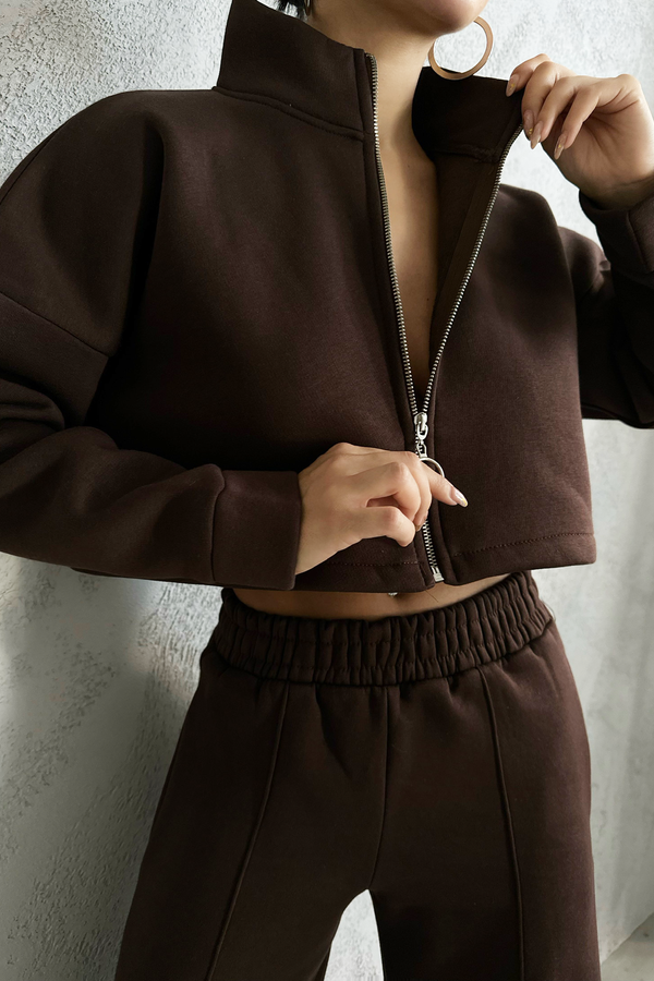 Two-Piece Wide-Leg Knitted Coord 4