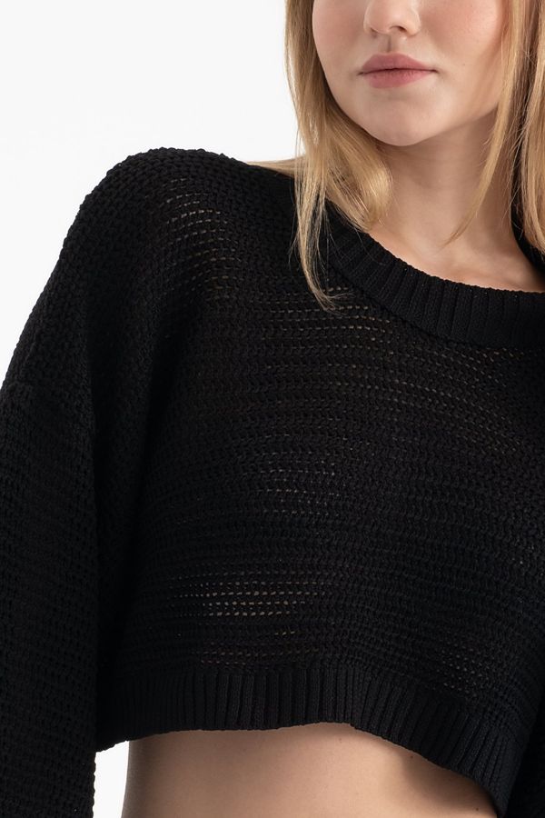 Crew Neck Knitted Top & Mid Rise Straight Leg Trousers Set 6
