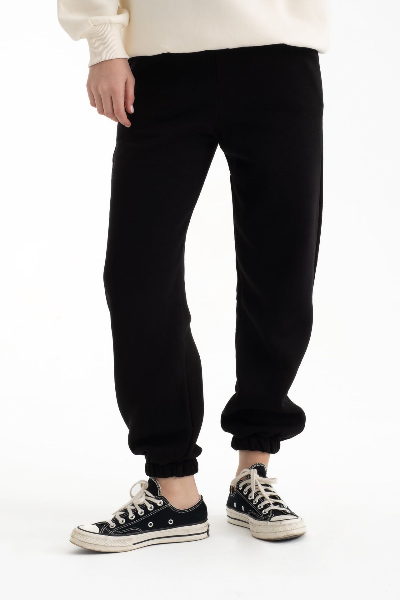 2 Pieces: Graphic Crew Neck Oversized Sweatshirt & High Waist Elastic Waist Jogger