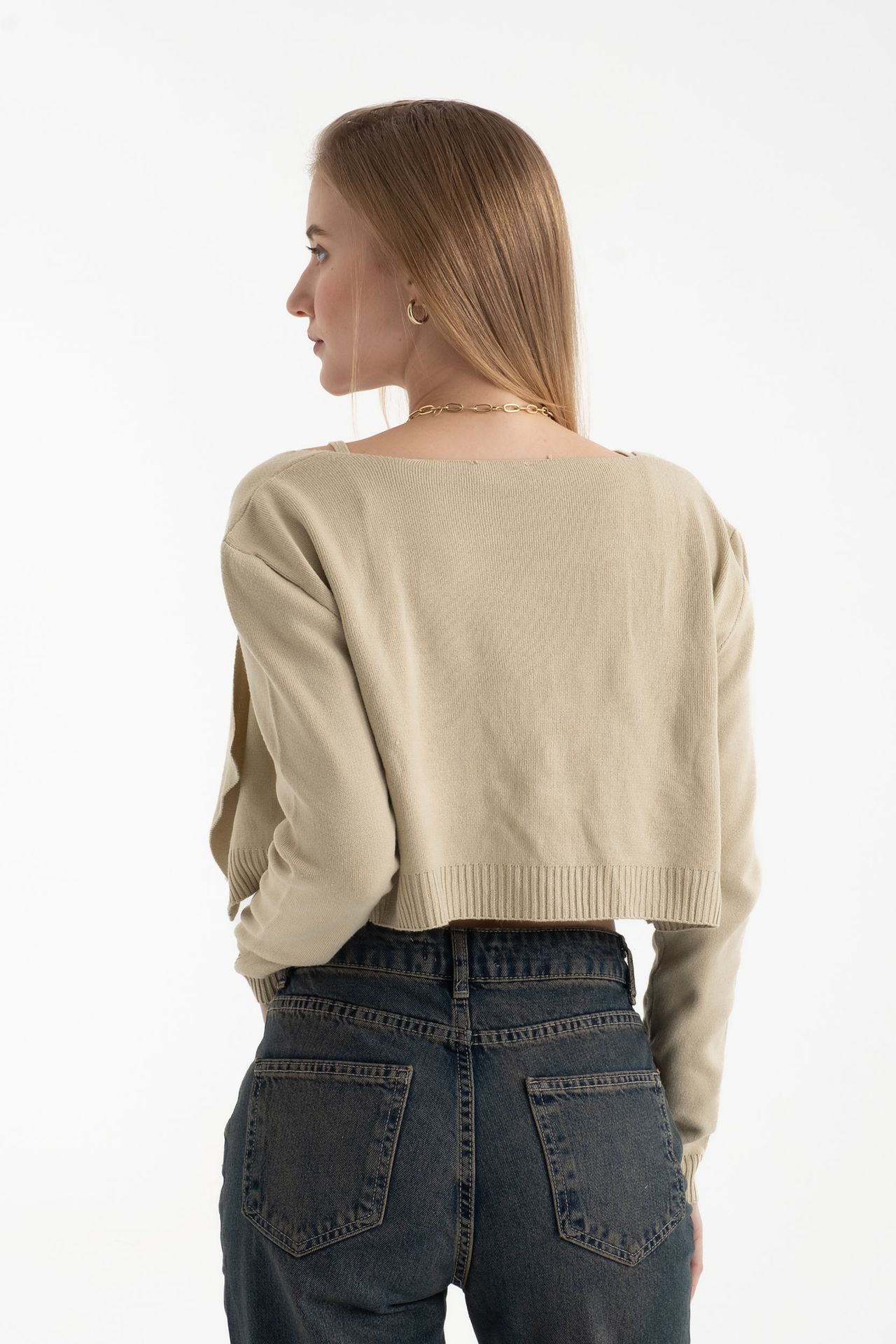 2 Pieces: Scoop Neck Knitted Buttoned Cropped Cardigan & Sleeveless Crop Top