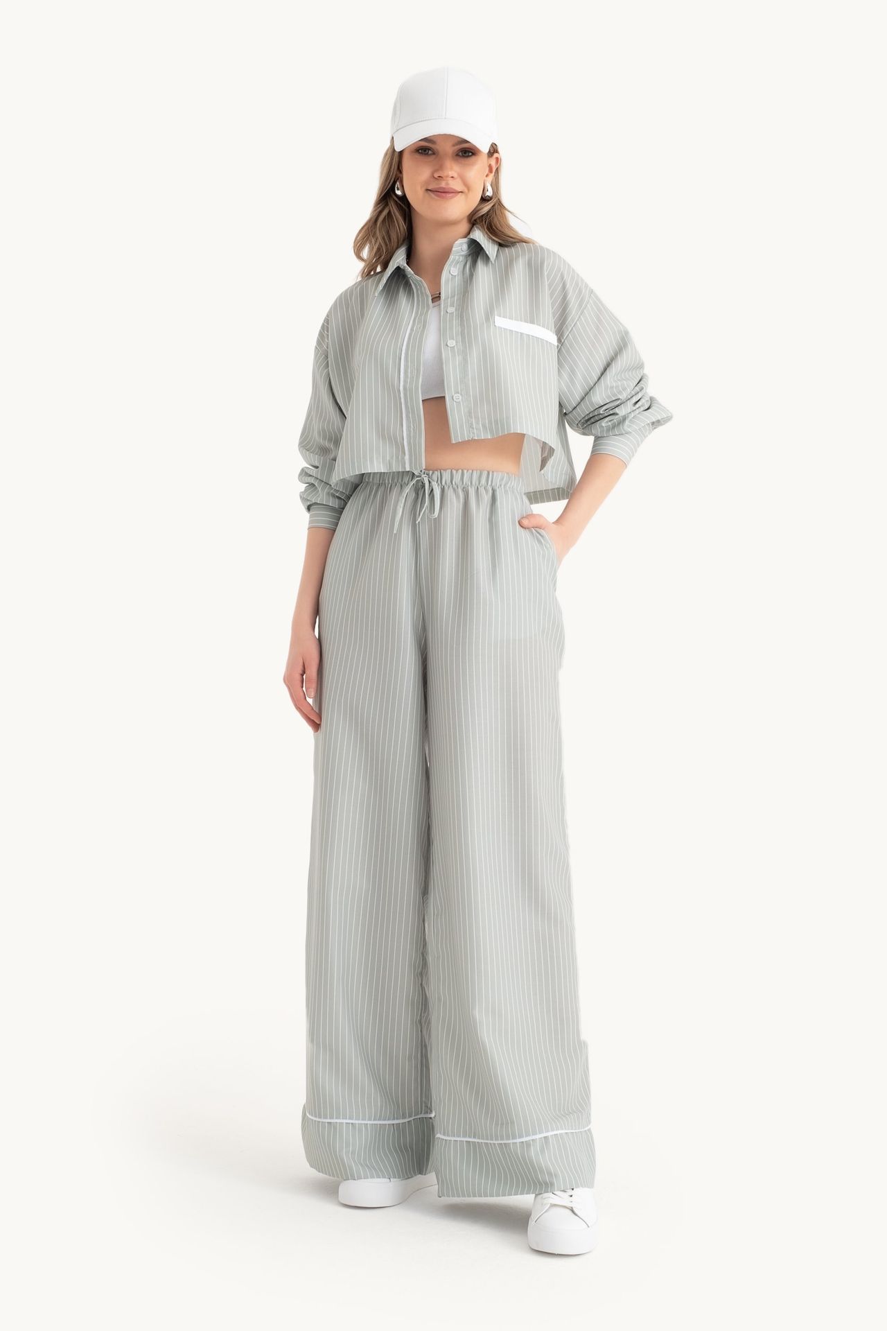2 Pieces: Striped Pocket Cropped Shirt & Striped High Waist Drawstring Super Wide Leg Trousers