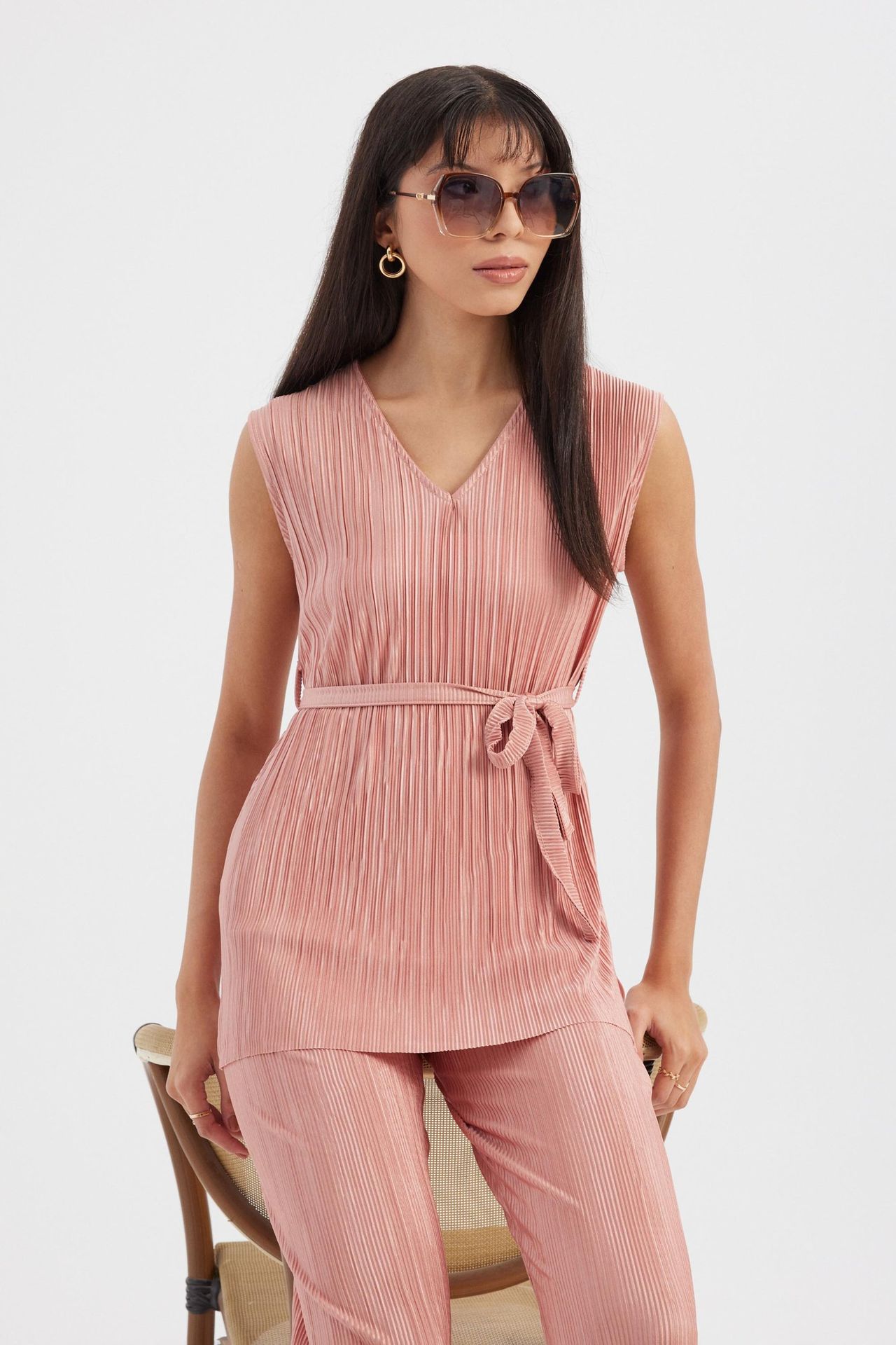 2 Pieces: V Neck Pleated Sleeveless Blouse with a Belt Detail & High Waist Pleated Palazzo Trousers